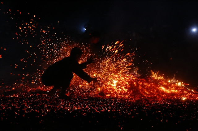 Ethnic fire jumping is not for the faint hearted