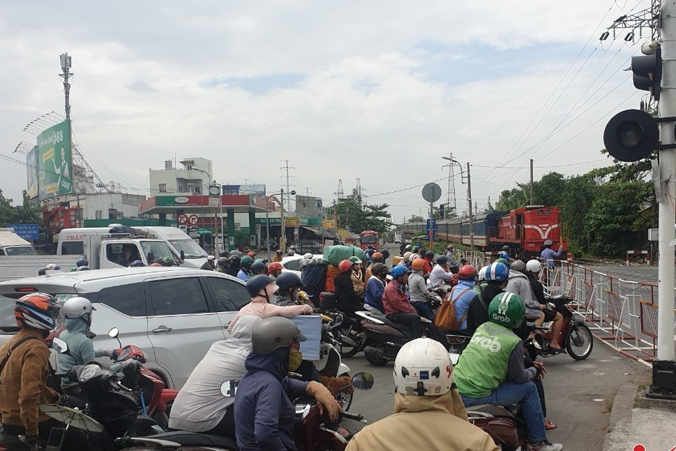 Có nên di dời nhà ga khỏi trung tâm TP.HCM?