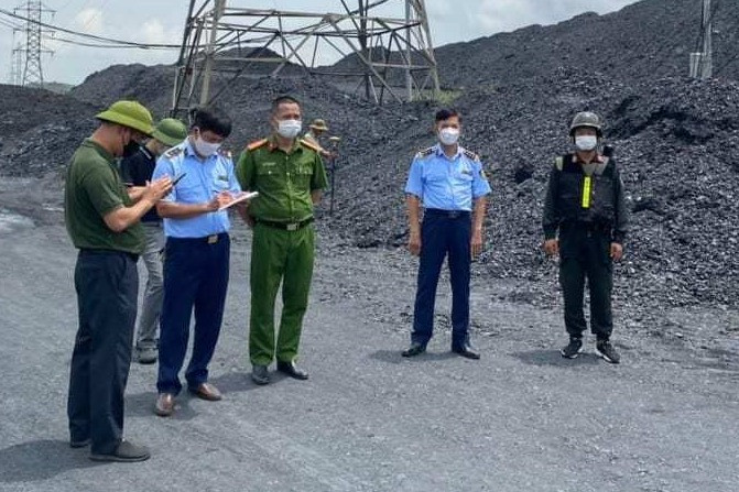 ‘Bà trùm’ buôn thuốc nổ và chuyện cựu lãnh đạo sở ở Thái Nguyên bị truy tố