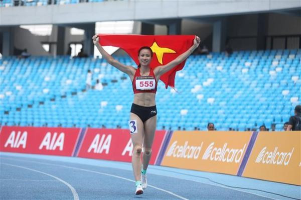 SEA Games 32: Vietnam top medal tally on May 10 hinh anh 3