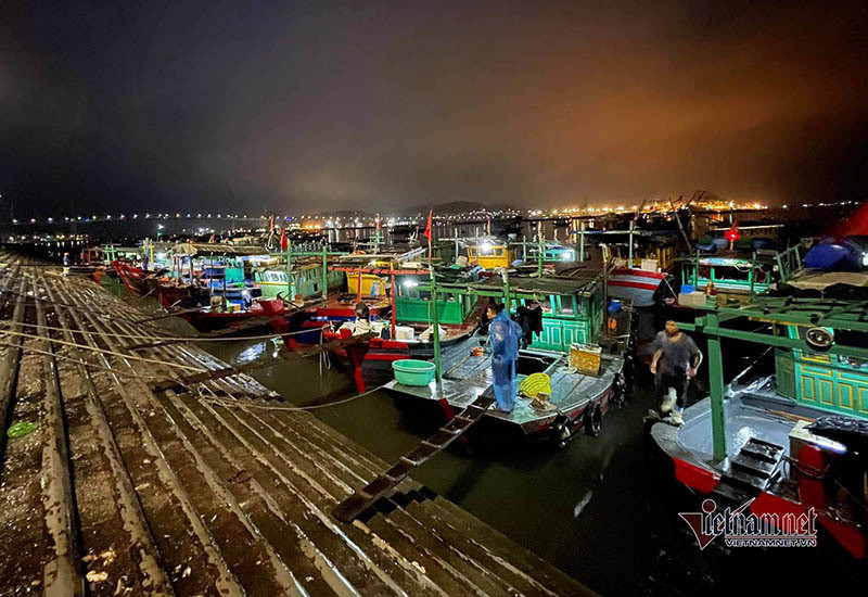 Bộ NN-PTNT: Trung Quốc cấm đánh cá trên Biển Đông là vô giá trị