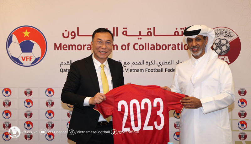 Qatar giúp đỡ phát triển bóng đá Việt Nam