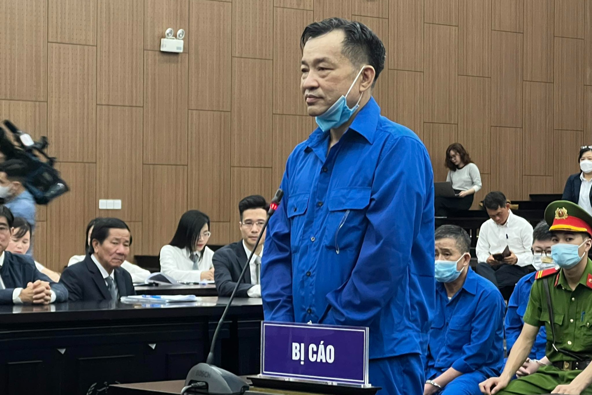 Cựu Chủ tịch Bình Thuận bị đề nghị án phạt 5-6 năm tù