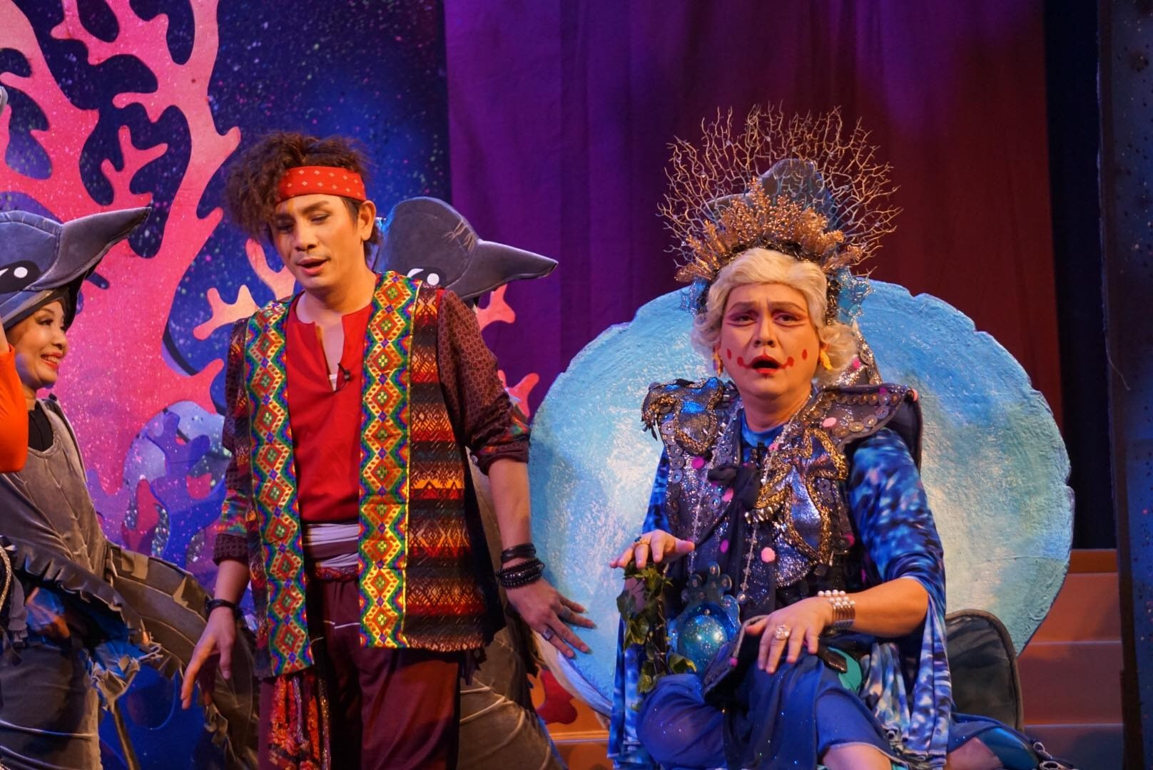 Giá vé vở kịch 'Ngày xửa ngày xưa' đội gấp 4-5 lần, khán giả TPHCM bức xúc ảnh 1