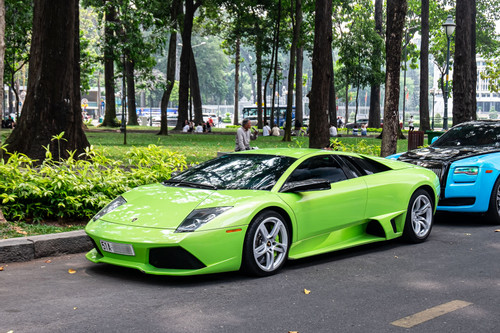 Bắt gặp siêu xe Lamborghini Murcielago màu xanh cốm từng của thiếu gia Đà Nẵng