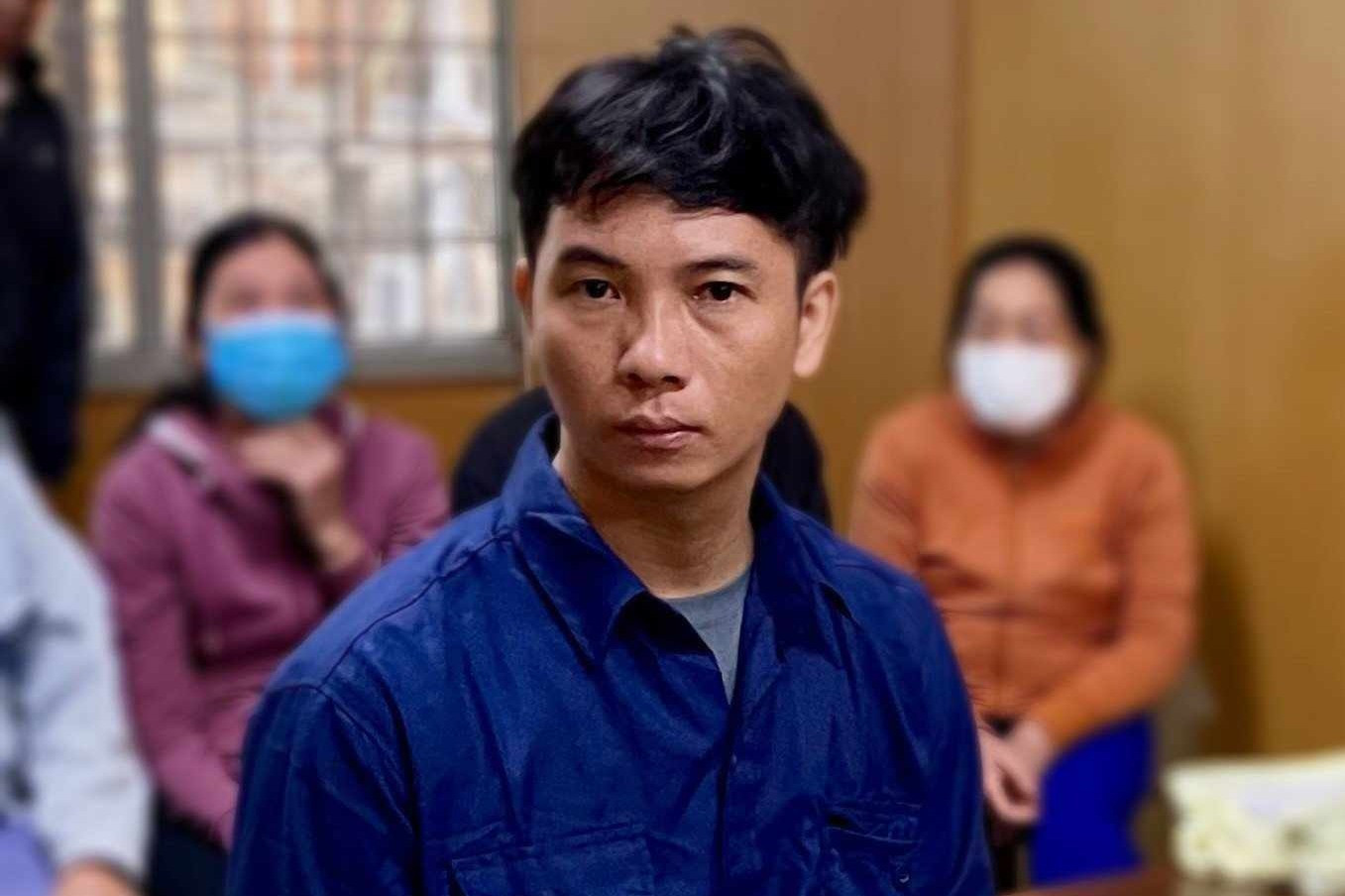 Đổ xăng thiêu chết em họ vì nghĩ bị coi thường