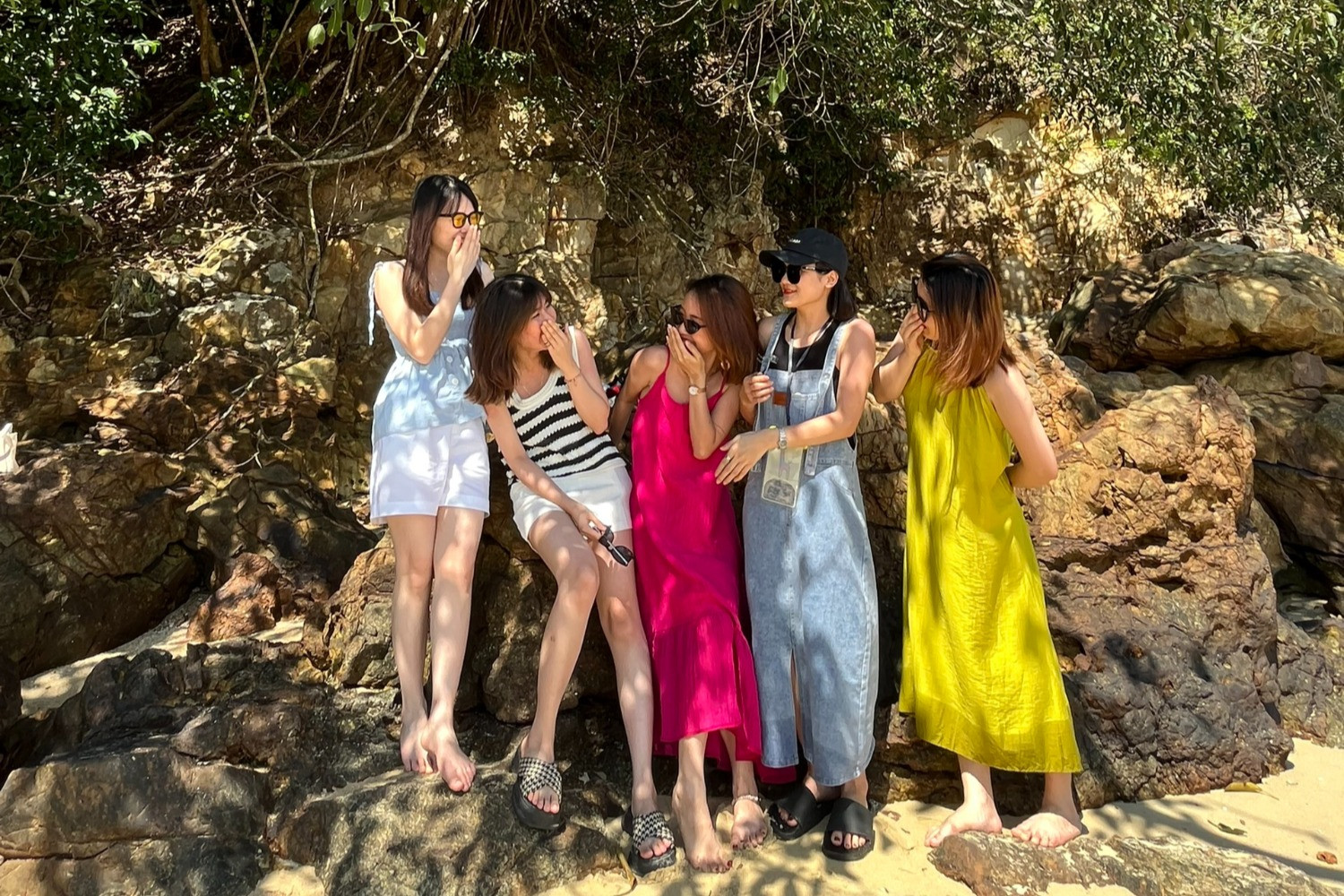 Du khách bị 'lừa trắng' 4,5 triệu khi đặt tour du lịch, đảo Cô Tô ra cảnh báo