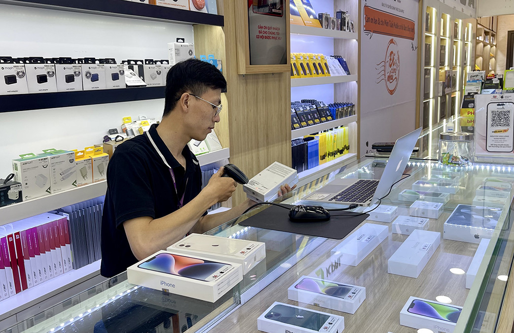 Apple mở cửa hàng trực tuyến ở Việt Nam chưa ảnh hưởng nhà bán lẻ Việt