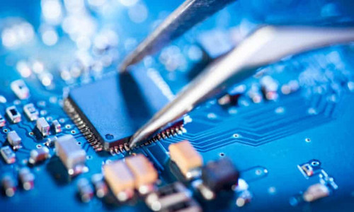 Vietnam aims to join global supply chain for semiconductor IC