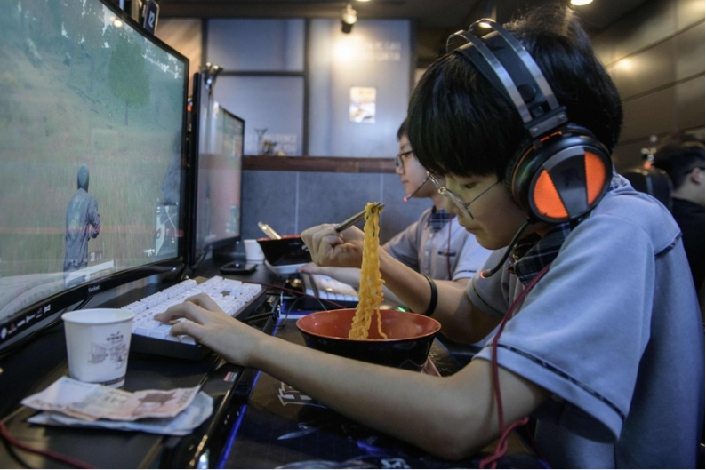 'Lò luyện' dạy trẻ em Hàn Quốc bỏ chửi thề, cai nghiện game