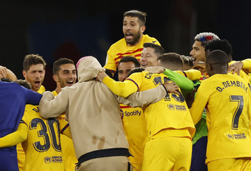 Thắng đậm Espanyol, Barca vô địch La Liga sớm 4 vòng