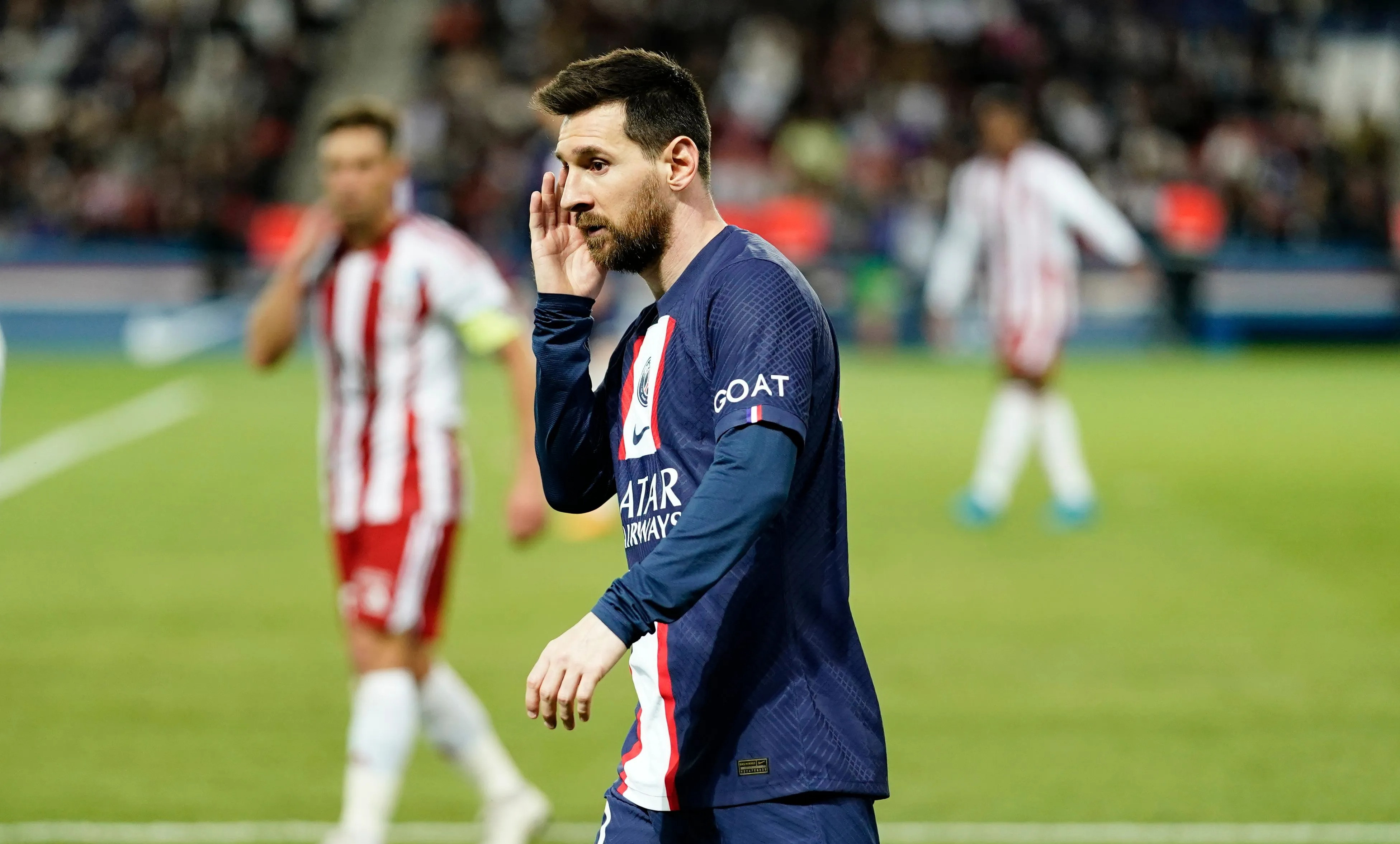 Người Pháp xấu hổ vì đối xử tệ với Messi