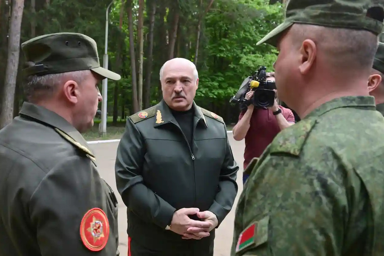 Belarus tung ảnh, video bác bỏ tin đồn về Tổng thống Lukashenko
