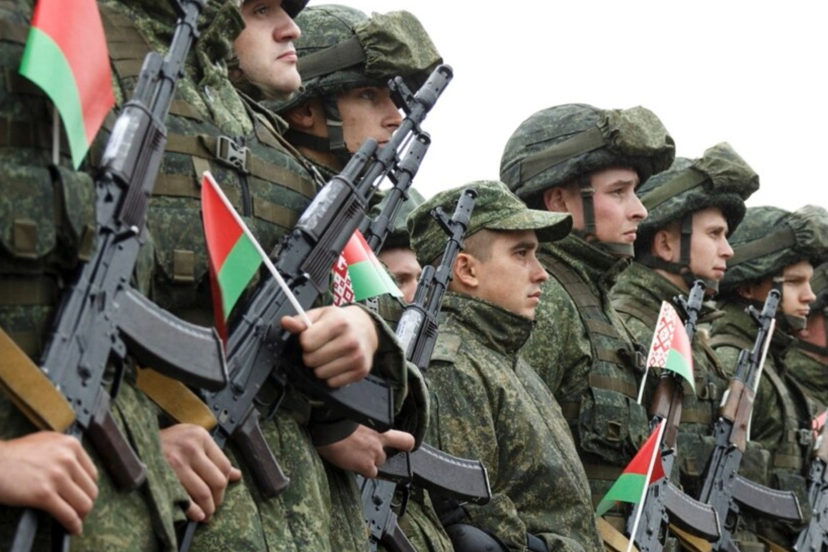 Belarus đặt lực lượng vũ trang trong tình trạng báo động cao