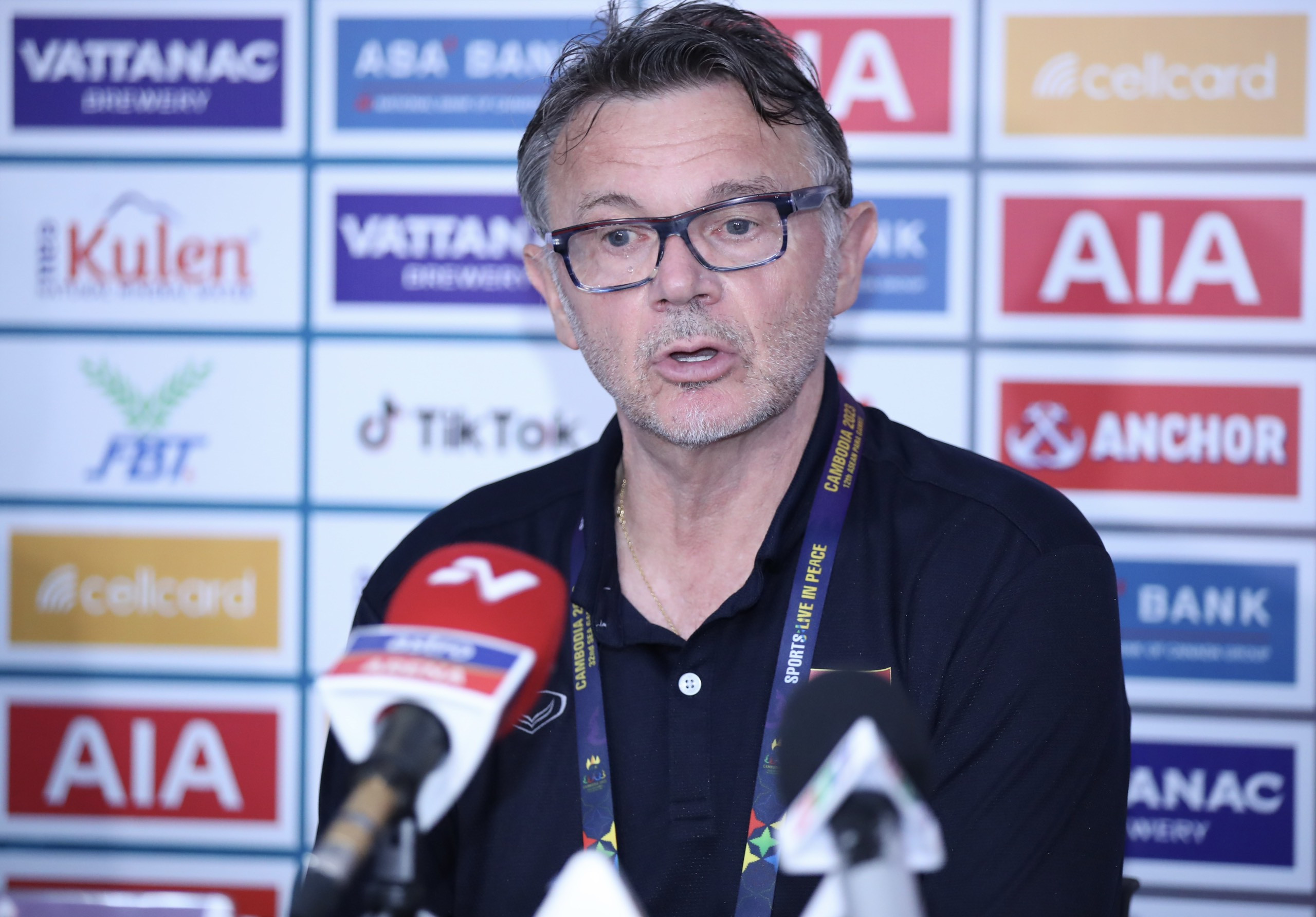 HLV Troussier: Không có đội nào vượt trội U22 Việt Nam ở SEA Games