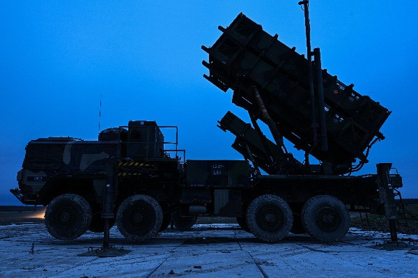 Biểu tượng phòng thủ tên lửa Patriot bị ‘hạ gục’ ở Kiev như thế nào?