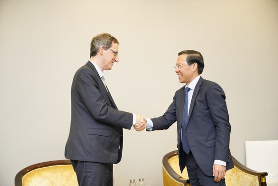 HCMC asks John Cockerill to consider establishing its headquarters in HCMC ảnh 2