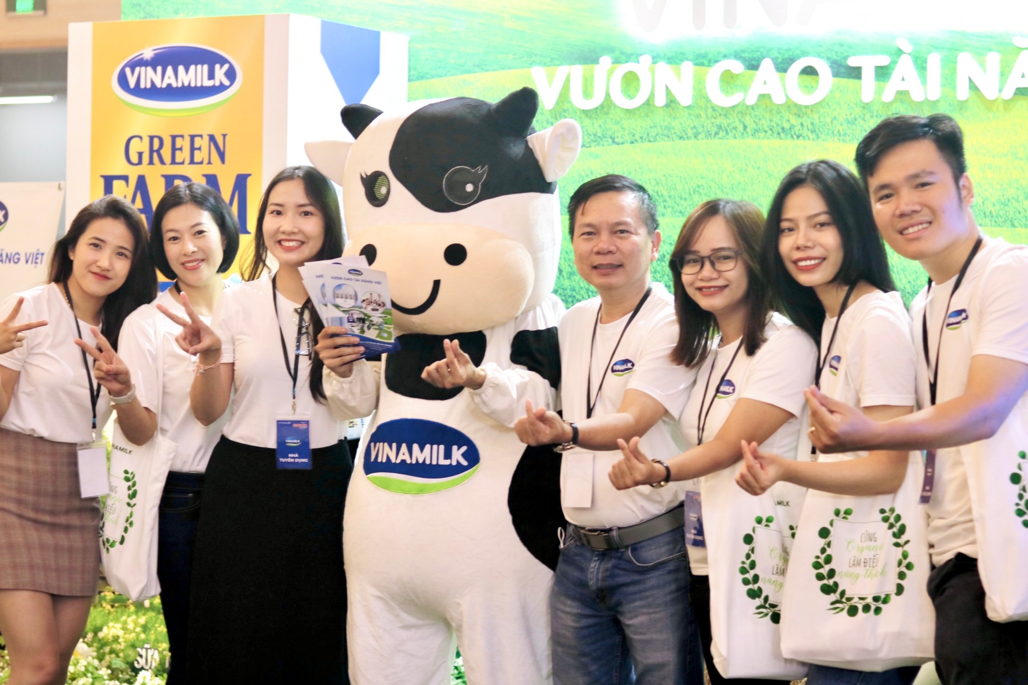 Vinamilk dẫn đầu Top 100 nhà tuyển dụng được yêu thích nhất năm 2022