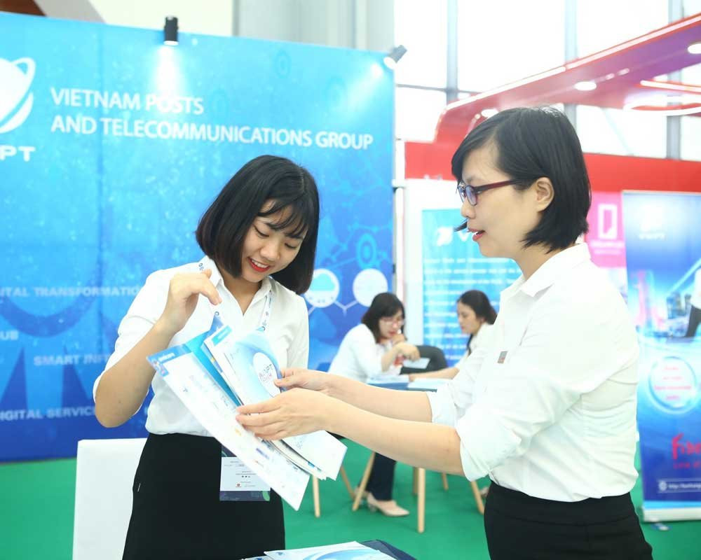 VNPT gây ấn tượng với mô hình “Thành phố thông minh” tại Hanoi Innovation Summit