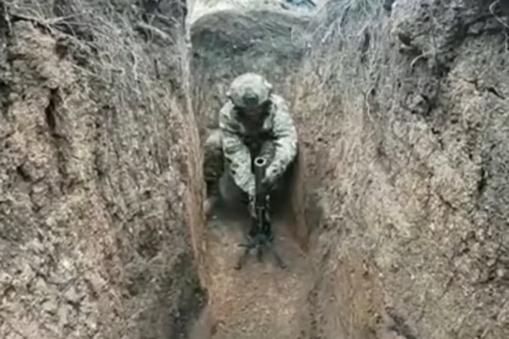 Video lính Ukraine dùng súng cối tăng tầm bắn lựu đạn