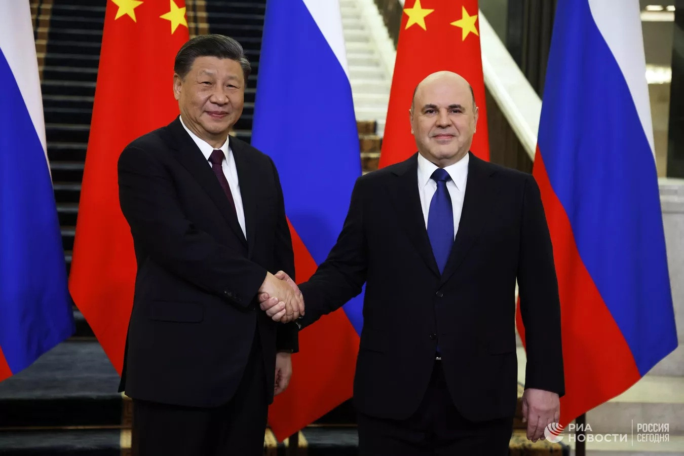 Thủ tướng Nga sắp thăm Trung Quốc, gặp Chủ tịch Tập Cận Bình
