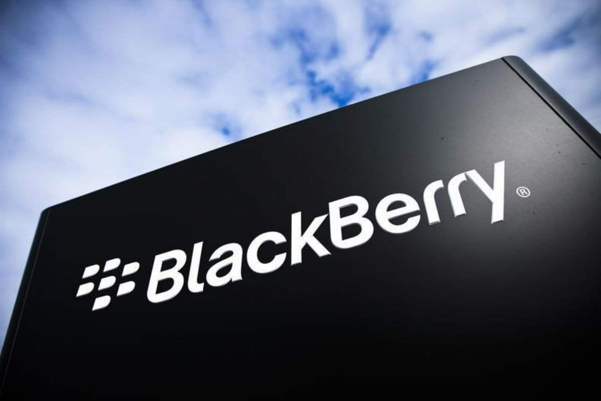 BlackBerry xem xét tiếp tục chia nhỏ công ty