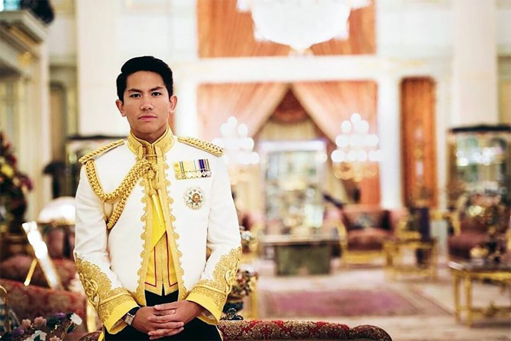 Hoàng tử 9X độc thân quyến rũ, con trai vị quốc vương có tài sản gần 30 tỷ USD