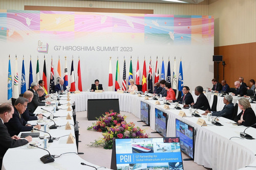 Thủ tướng mong G7 triển khai cam kết tài chính, xóa và giãn nợ cho nước nghèo