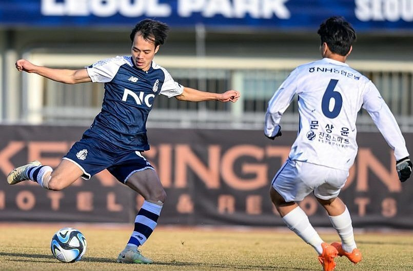 Văn Toàn lần đầu đá chính, Seoul E-Land thắng trận 2-0