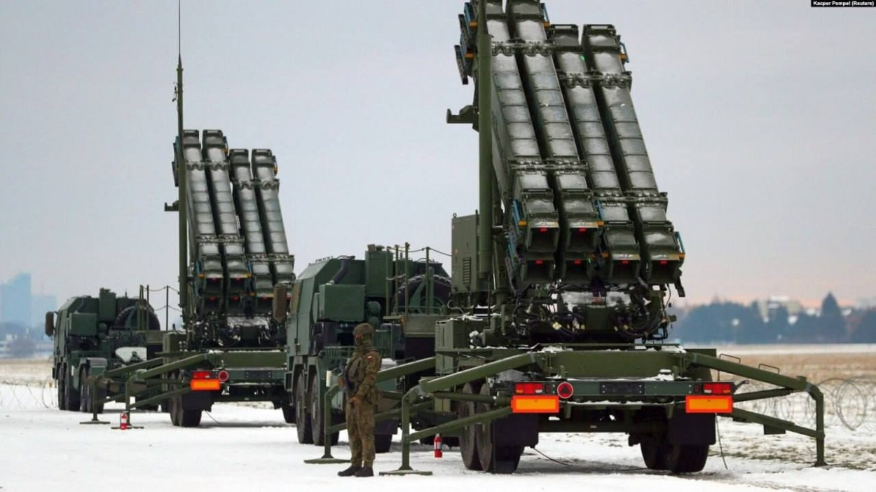 Ukraine trở thành ‘sàn đấu’ công nghệ quân sự Nga – Mỹ