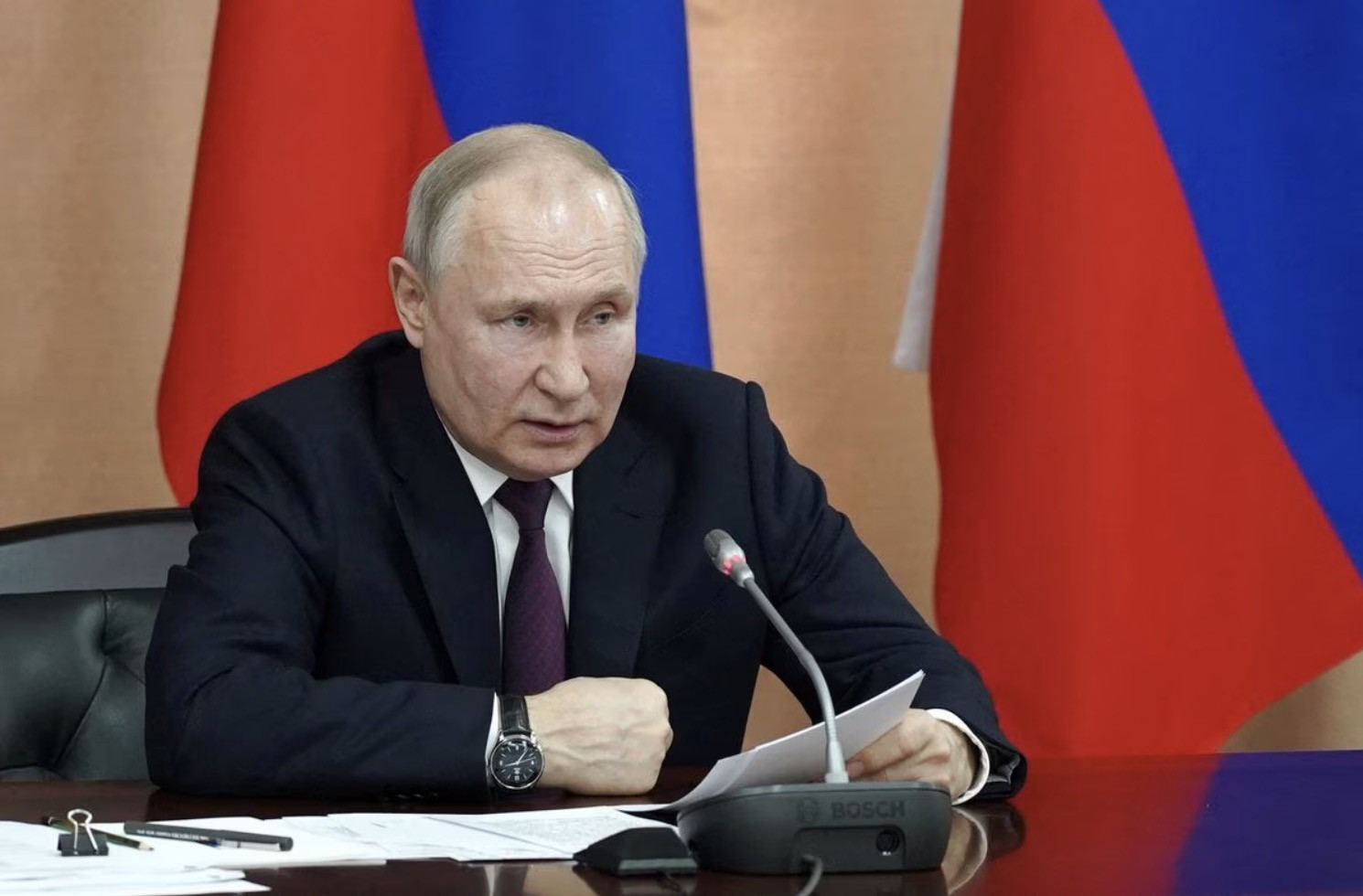 Ông Putin tuyên bố trận đánh Bakhmut kết thúc, Tổng thống Mỹ-Ukraine gặp gỡ