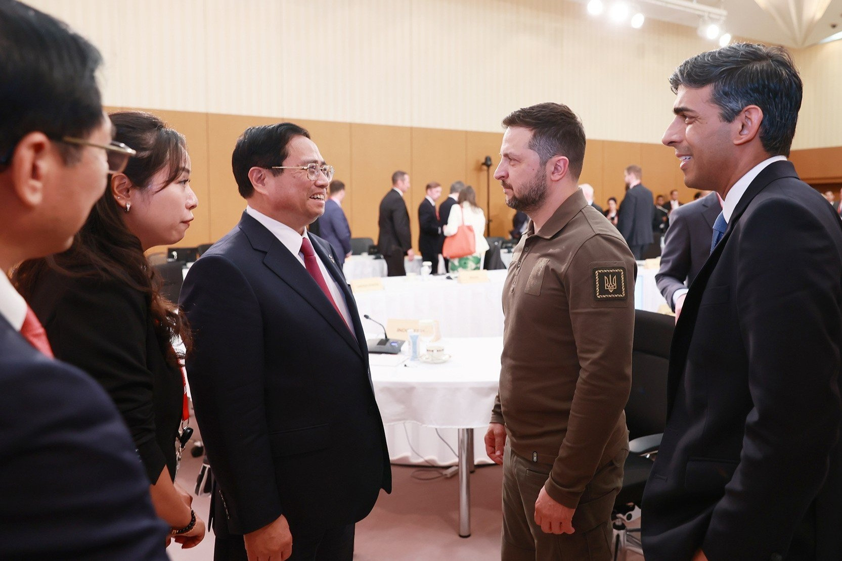 Thủ tướng gửi 3 thông điệp về hòa bình, ổn định và phát triển đến G7 mở rộng