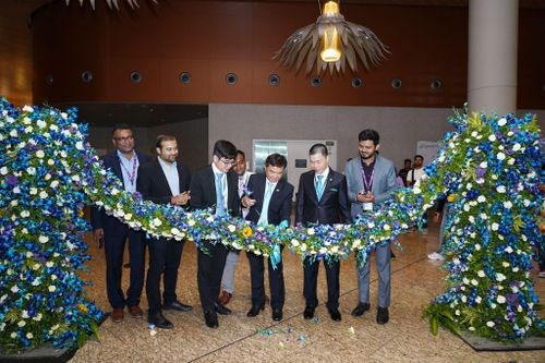 Vietnam Airlines launches Hanoi-Mumbai air route hinh anh 1