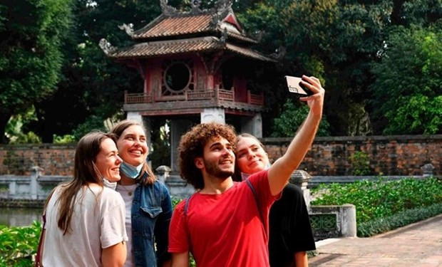 Vietnam strives to welcome 5 million foreign visitors in 2022