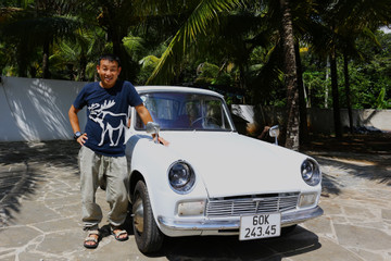 Dân chơi xe cổ Đồng Nai đam mê bất tận với Toyota 800 Publica 60 năm tuổi