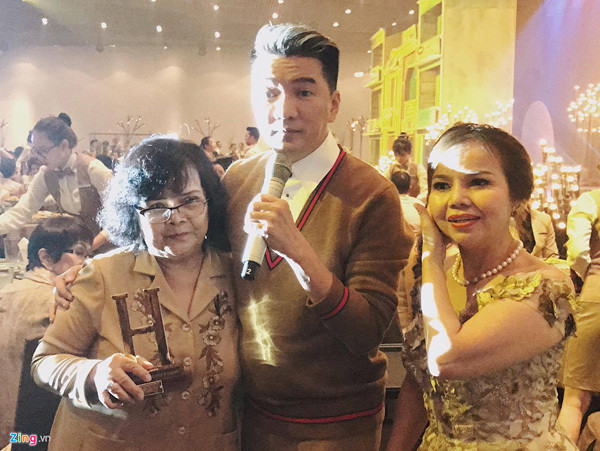 Mẹ ruột Đàm Vĩnh Hưng: Cô sinh viên ngành Y có nhan sắc và cuộc đời lận đận tình duyên - Ảnh 7.