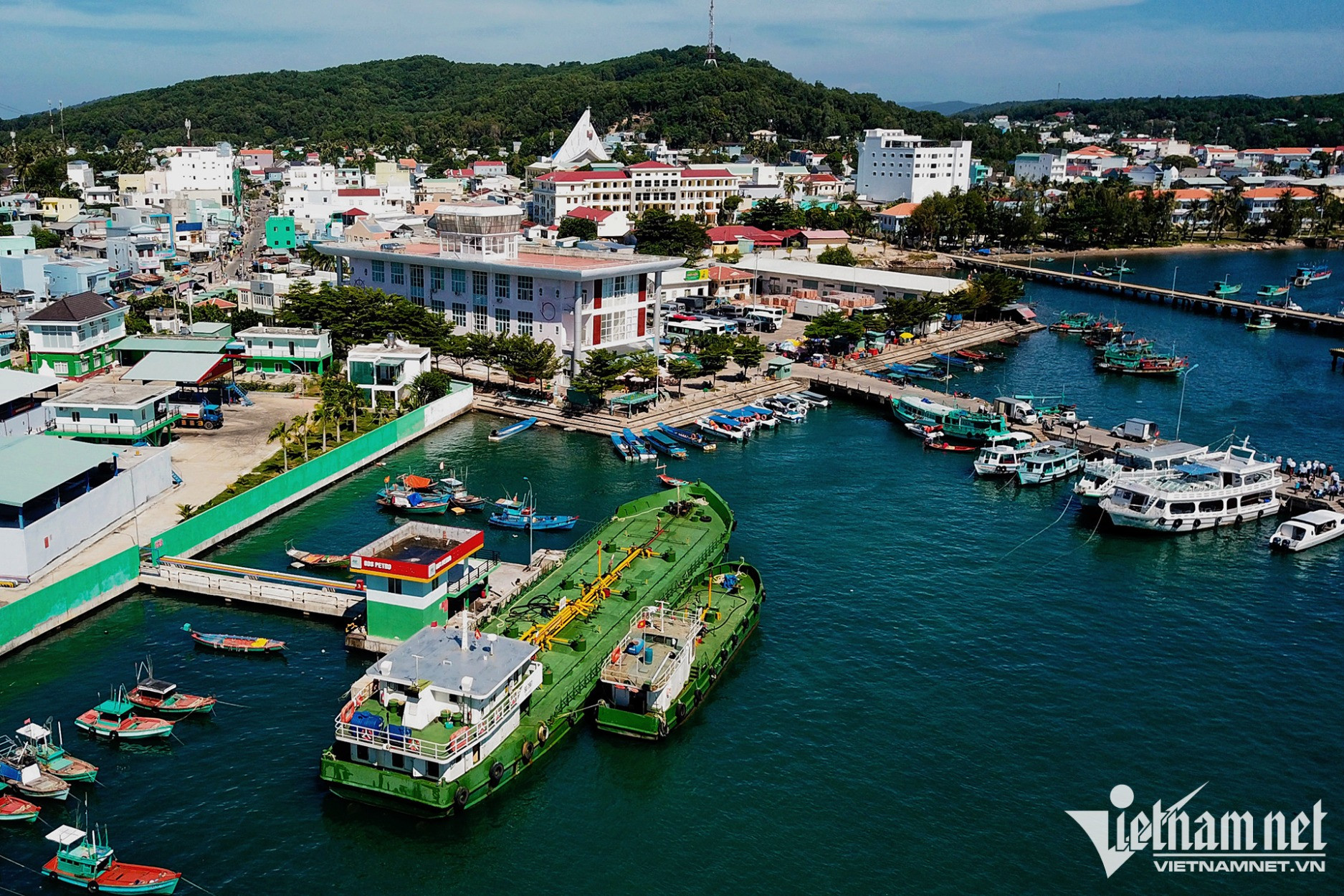 Phú Quốc kiểm soát giá dịch vụ du lịch, xử lý nghiêm cơ sở 'chặt chém'