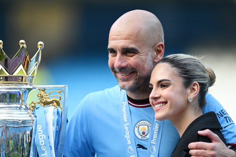 Con gái rượu của Pep Guardiola khiến nhiều cầu thủ muốn... làm rể