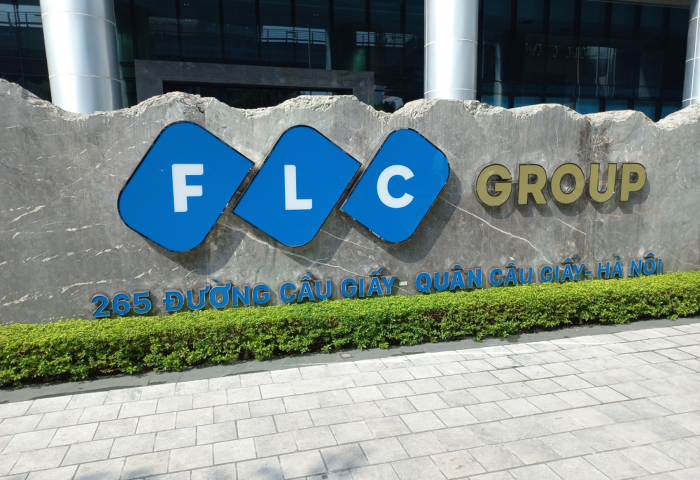 FLC quay lại sàn, cổ phiếu DN của ca sĩ Khánh Phương bị nêu tên