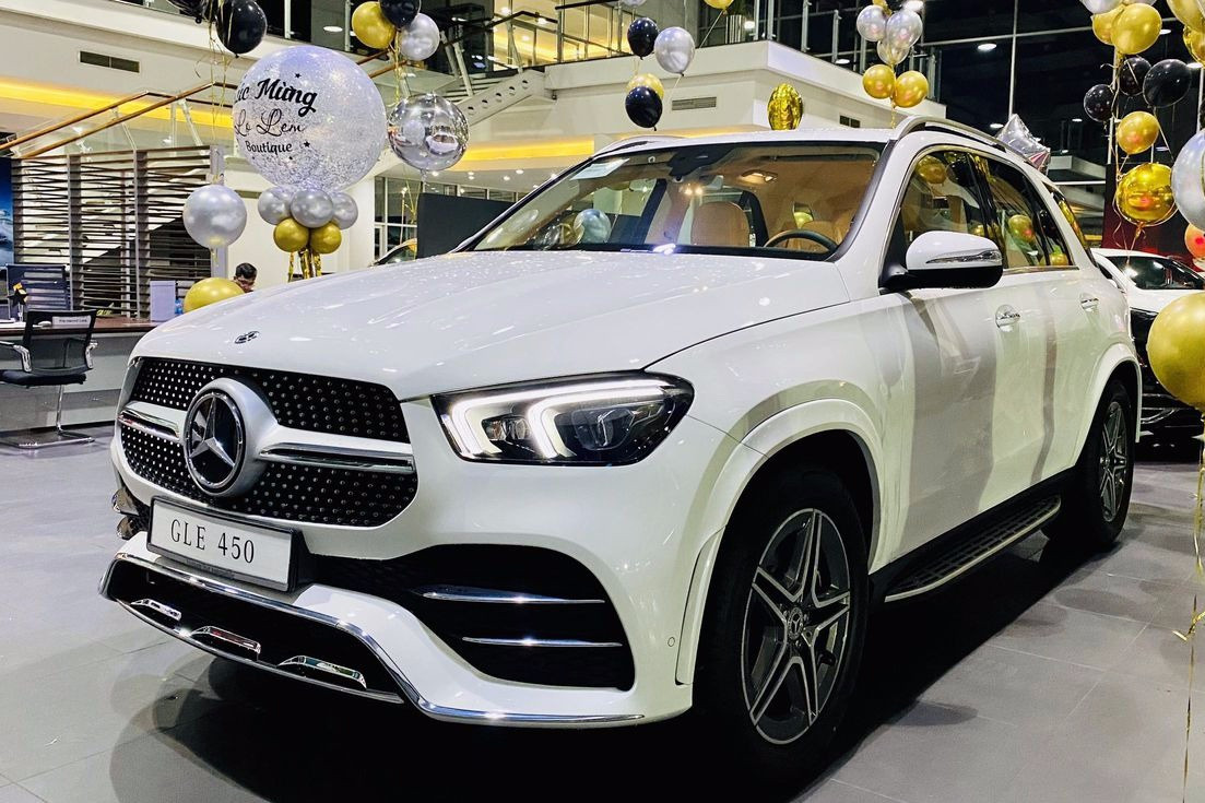 Mercedes-Benz Việt Nam triệu hồi gấp hàng loạt mẫu SUV đời mới