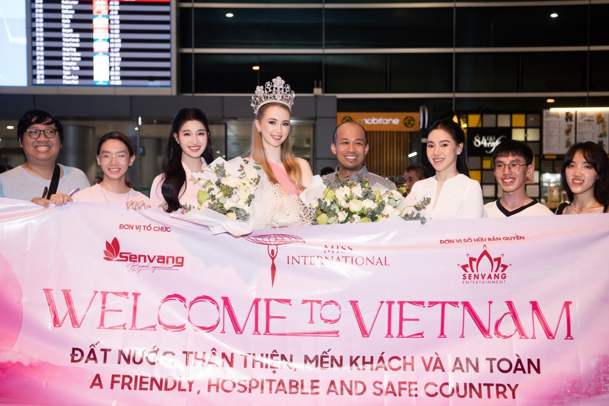 miss international 2022 arrives for working trip to vietnam picture 5