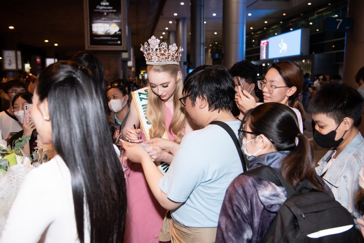 miss international 2022 arrives for working trip to vietnam picture 6