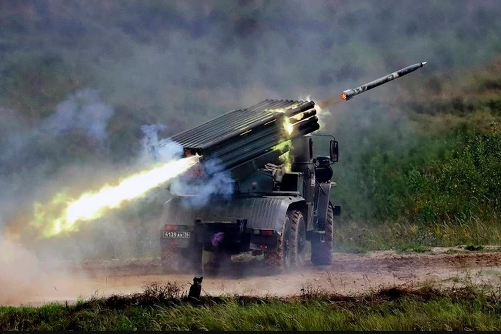 ‘Cơn lốc’ chiến trường Tornado-G ‘khạc lửa’ phá hủy cứ điểm Ukraine