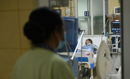 Nhiều bệnh nhân ung thư có thể được dùng thuốc mới miễn phí YwAAAAAAQABAAACAUwAOw==