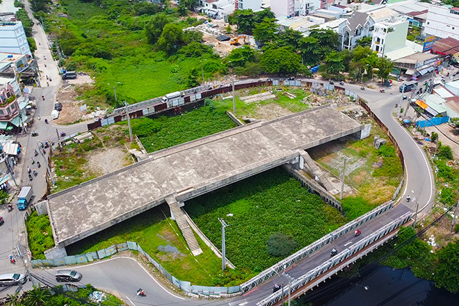 TP.HCM: Thúc đẩy thi công cầu Tân Kỳ - Tân Quý sau hơn 4 năm ‘đắp chiếu’