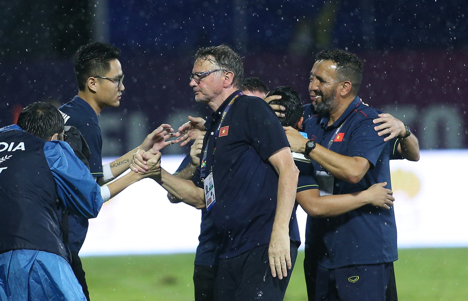 U23 Việt Nam dễ thở ở U23 châu Á, vì sao HLV Troussier vẫn nhọc?