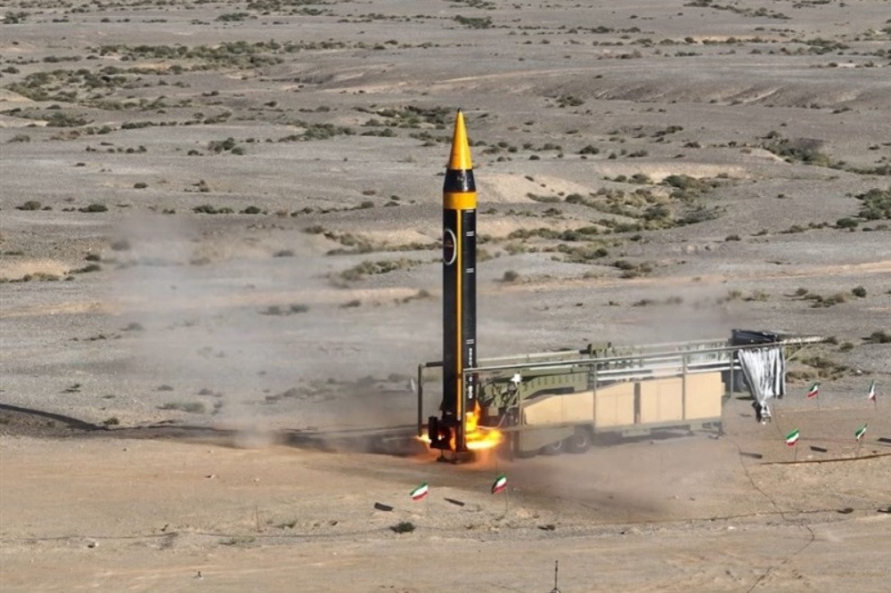 Video Iran thử tên lửa đạn đạo thế hệ mới