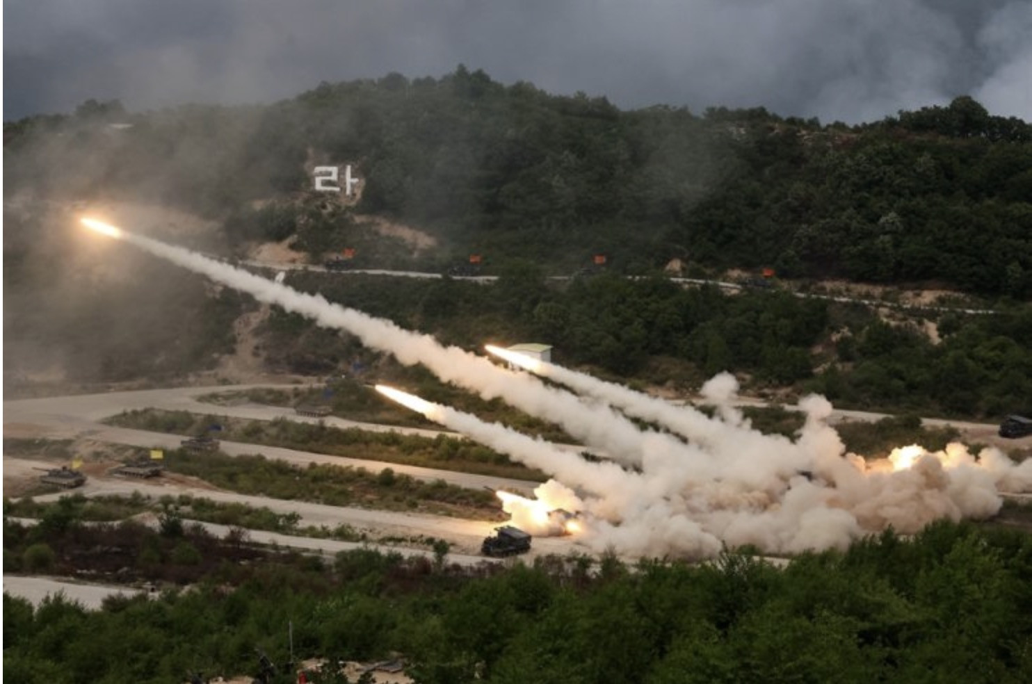 Mỹ, Hàn Quốc dùng hơn 600 hệ thống vũ khí cho cuộc tập trận bắn đạn thật