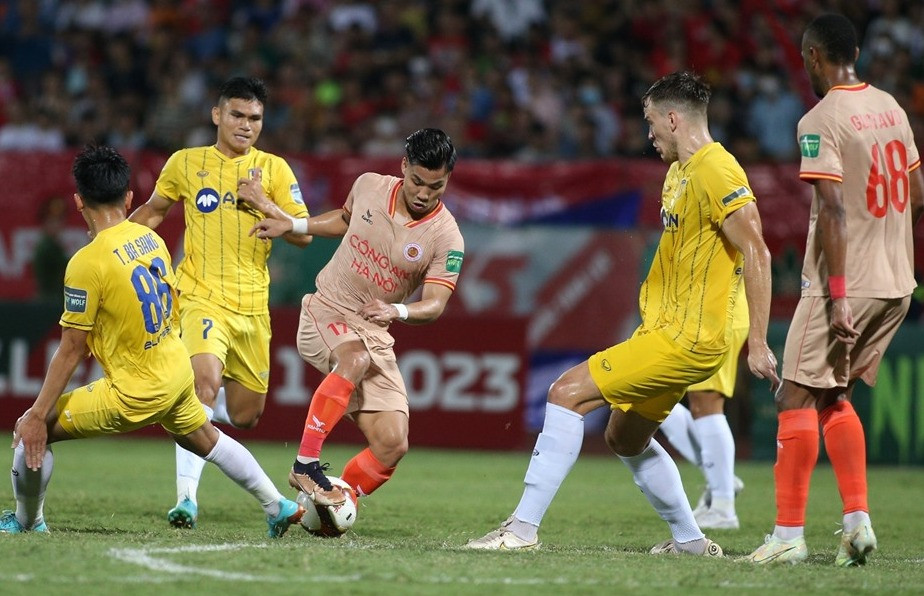 Lịch thi đấu bóng đá hôm nay 26/5: Nóng bỏng vòng 9 V-League