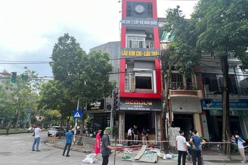 Nổ bình ga ở nhà hàng mỳ cay Hàn Quốc, 2 người bị thương